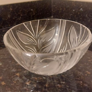 WORDL&#39;S FINEST IMPERLUX German Lead Crystal Round Frosted Candy Dish Bowl 6&quot;