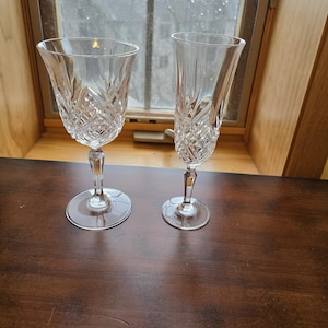 Set of 2- Cristal D&#39;Arques &quot;Masquerade&quot; Water Goblet /Fluted Champagne  Crystal Glasses- France