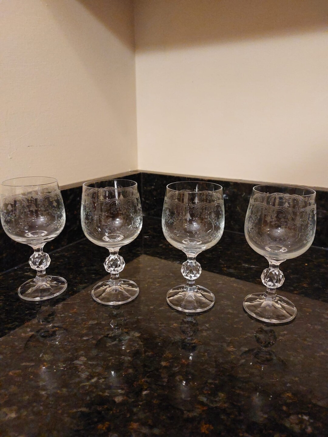 Set of 4 Bohemia Crystal Crystalex queen's Lace Wine Glasses 5 3/4