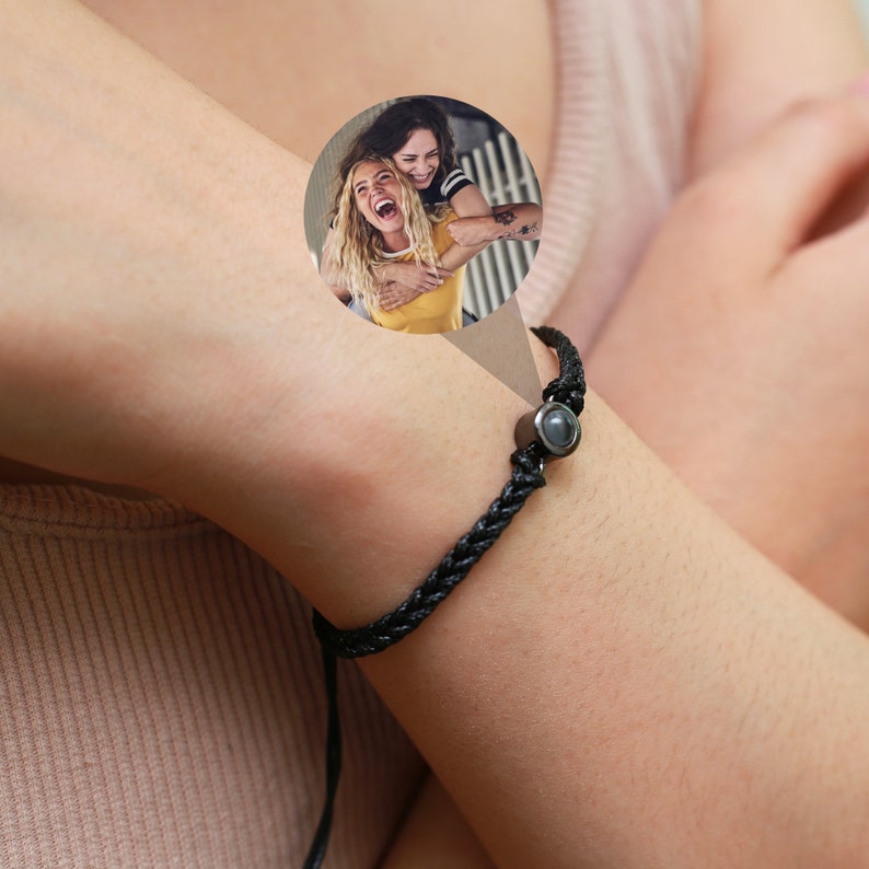 Bracelet pour projection de photos, bracelet rond avec photo, bracelet personnalisé, cadeau bracelet personnalisé pour la fête des mères, bijoux photo pour elle/lui image 2