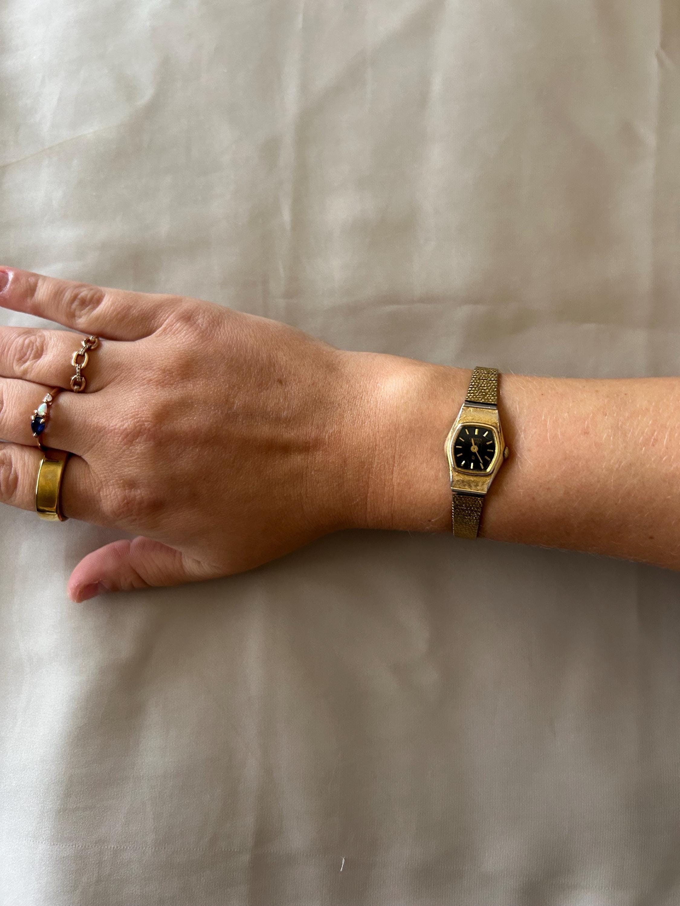 Vintage Gold and Black Watch - Etsy