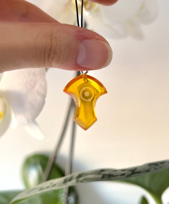 ★E1402★ 古代石 (219) 有翼神　アミュレット印章　精霊　焼成物 FFXIV Mini Azem Charm - Handmade Convocation Soul Crystal Keychain