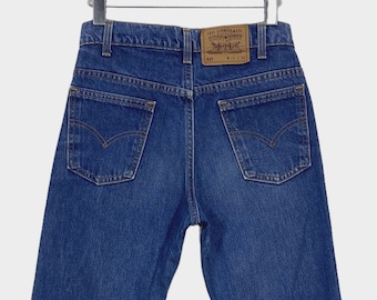 Levi's 517 Jeans Größe Taille 28 Vintage 90er Jahre Levis 40517-0215 Orange Tab Flare Denim New Age Cowboy Jeans Made in USA W28 L30