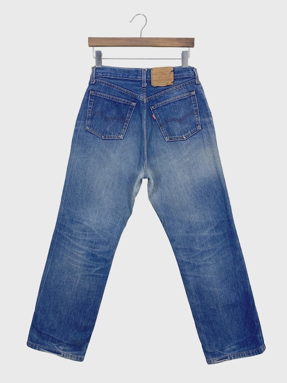 Vintage Levis 501 Jeans, Size Waist 29, High-waisted Classic