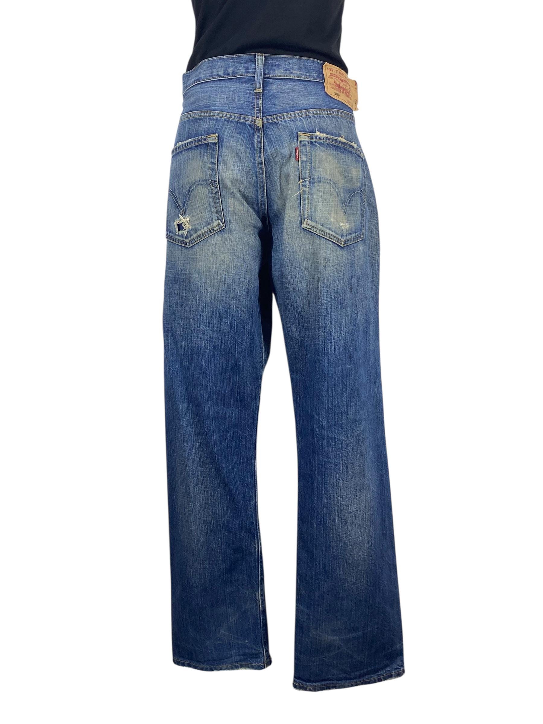 Vintage Levi's 501 Jeans: Y2K Medium Wash Distressed Denim, W34