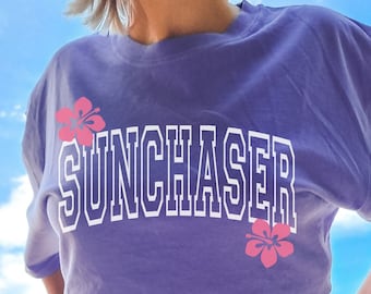 Forever Chasing Sunsets Shirt Sunchaser Shirt Gradient Design Pink Hibiscus Shirt Comfort Colors Beachy T-Shirt Travel Shirt Trendy Beach