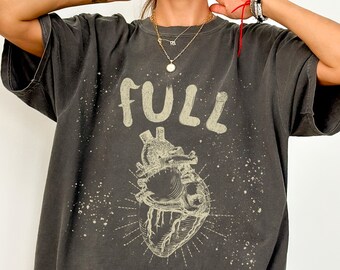 Full Heart Graphic T-Shirt, Edgy Grunge Style