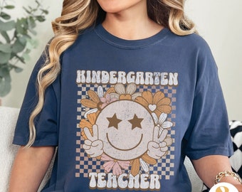 Kindergarten Teacher Shirt Gift For New Teacher Shirt Welcome Back To School Shirt Comfort Colors Floral Kindergarten Shirt Kinder Shirt