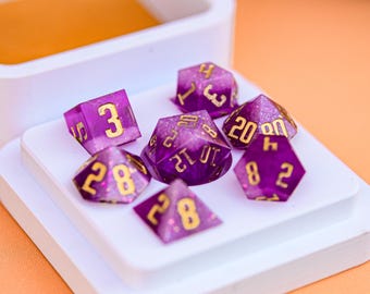 Mystic Memories | Set #003 | 7 Piece Artisan Dice Set | Sharp Edge | Resin