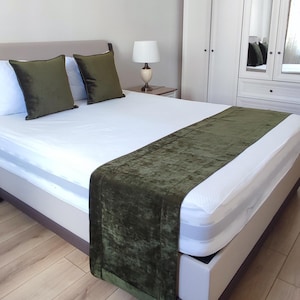 Bed Runner Set,Vintage Style Solid Dark Green Color,1 Bed Runner 20/106&quot;inches & 2 Pillowcase 20/20&quot;inches(For King Bed US/CA 68/80-72/80).