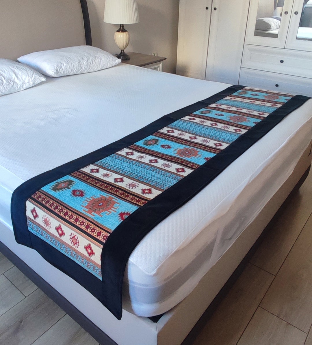 Handmade Bed Runner for Beds Sizes 55/80 or 60/80 Inches, Rug Pattern