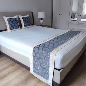 Handmade Chenille Bed Runner Set: Gray & Silver Modern Pattern, King Size