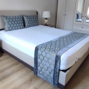 Modern Gray Bed Runner Set: Chenille King Bed Decor, 2 Pillowcases
