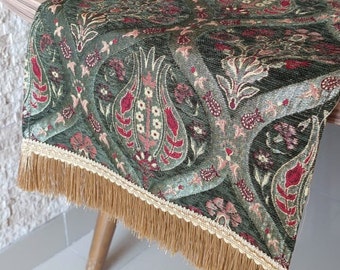 Green Tulip Table Runner: Turkish Chenille Fabric with Fringe, Table Runners (13x40&quot; inches)
