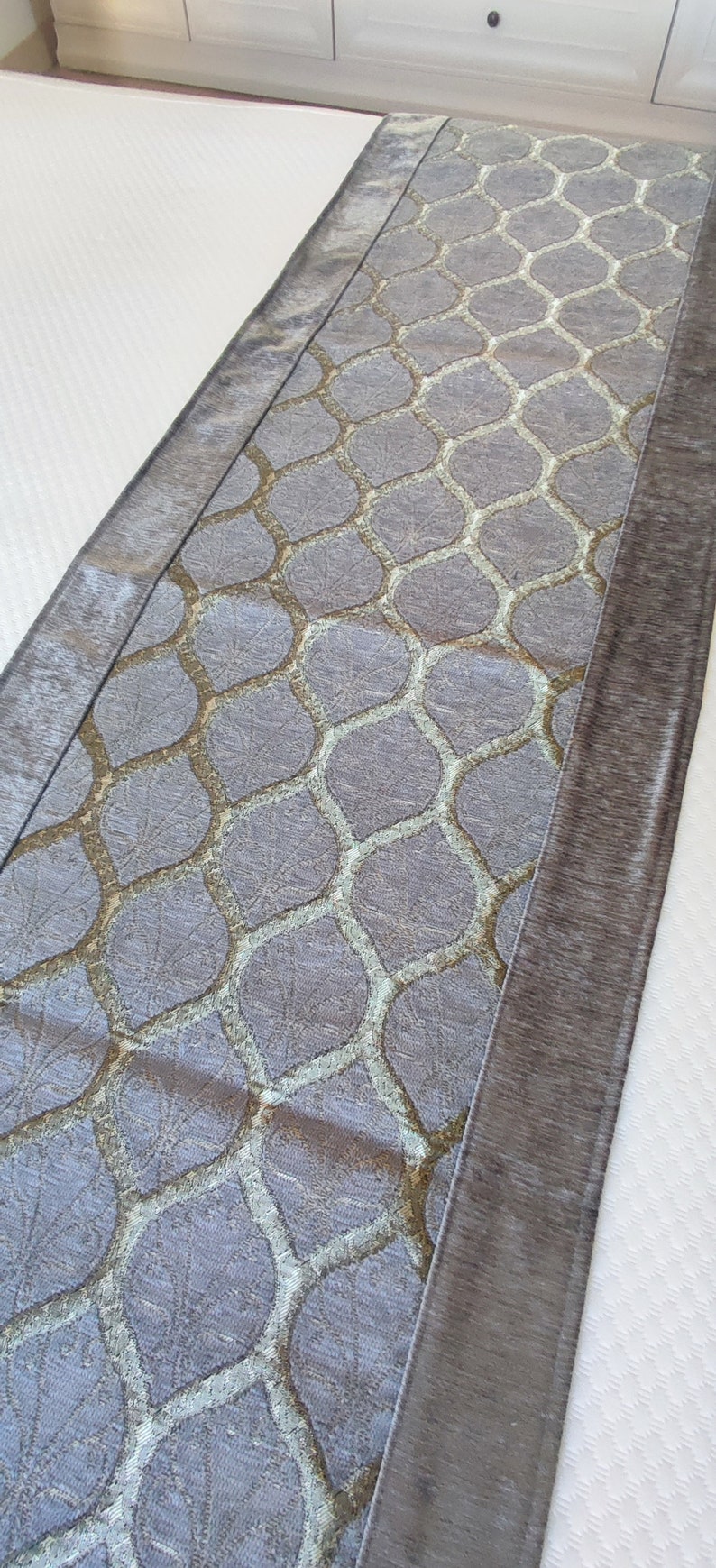 Handmade Bed Runner for Beds Sizes 55/80 or 60/80 Inches, Modern