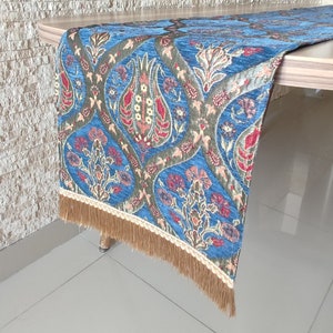 Blue Tulip Table Runner: Turkish Chenille Coffee Table Decor (13x40&quot; inches).