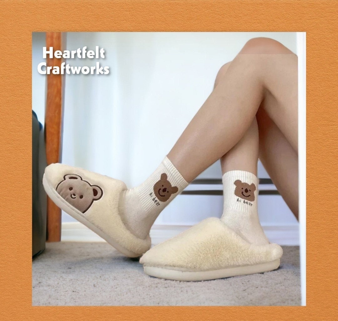 Bear Paw Plush Slippers (unisex) – RadWish