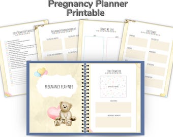 Peut inclure: Un planificateur de grossesse imprimable avec une couverture bleue et une reliure à spirale. Le planificateur comprend des pages pour le premier trimestre, les annonces de grossesse, etc. La couverture présente un ours en peluche, un cœur et le texte "Pregnancy Planner".