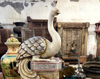 Pilar decorativo de figura de pavo real de mármol, regalo amante del pavo real, tallado a mano, arte coleccionable, decoración de entrada o jardín, estatua de pavo real de lujo