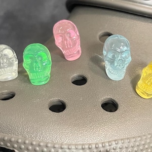 Glow In The Dark Mini Skull Shoe Charm