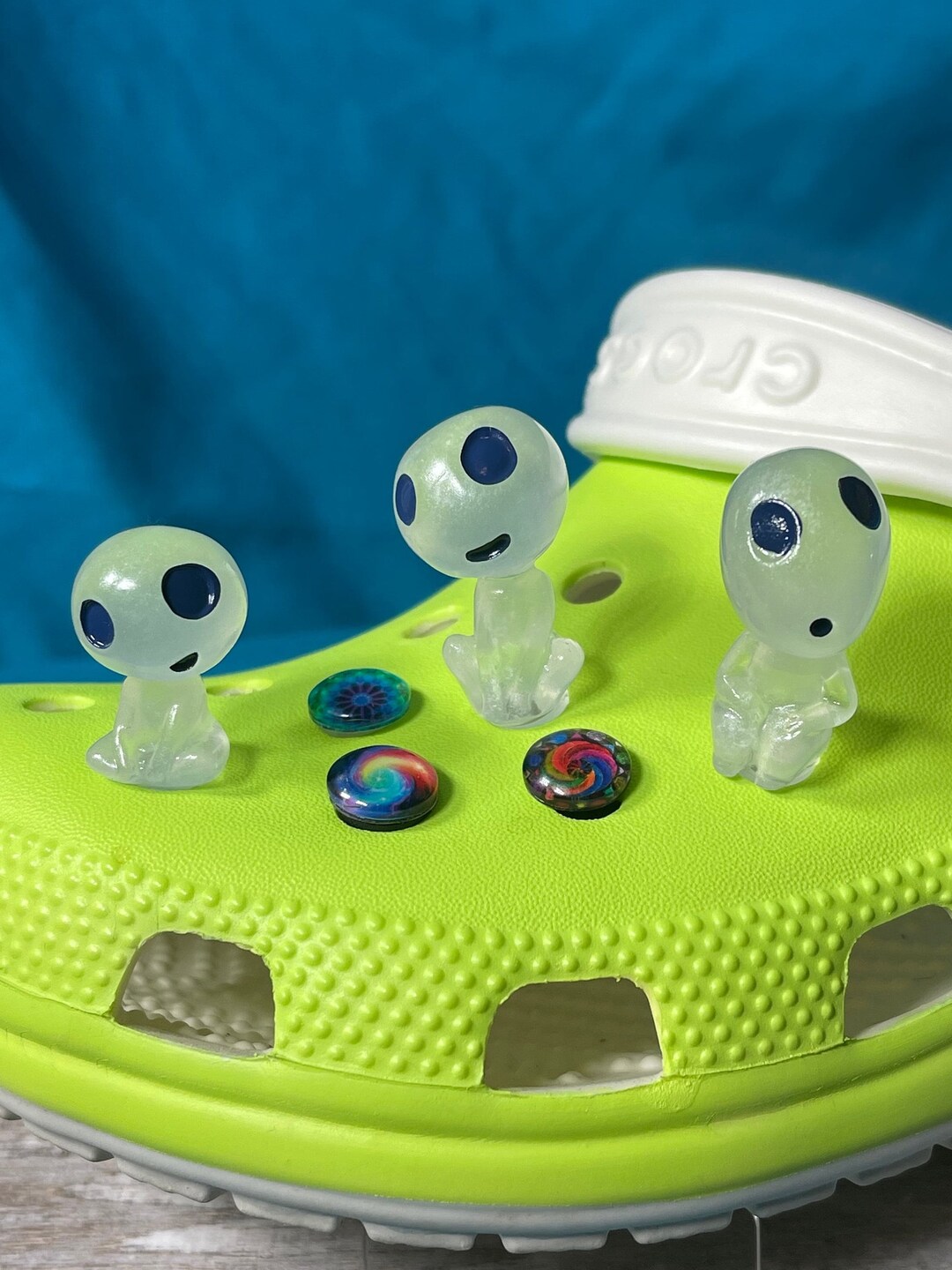 Glow in the Dark Alien Blue Eye Croc Charm - Etsy
