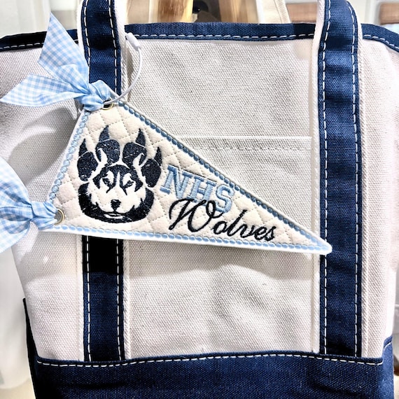 Custom School Bag Charm Embroidered Team Spirit Keychain High School Graduation Gift College Bag Charm Teacher Appreciation Staff Gift Group