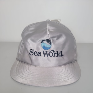 Vintage 1988 dead stock SEA WORLD Strapback Trucker Rope Hat Cap