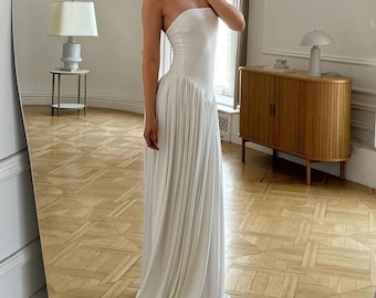 Willkommenspartykleid Braut trägerlos, modernes Maxikleid mit fließendem Rock, Brautaufnahmekleid, Hochzeitskleid, baskisches Taillenkleid