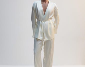 Bridal Getting Ready Outfit, Satin Wedding Morning Outfit with Blouse Trousers, Modern Minimalist Bride Lounge Suit, Honeymoon Satin Set