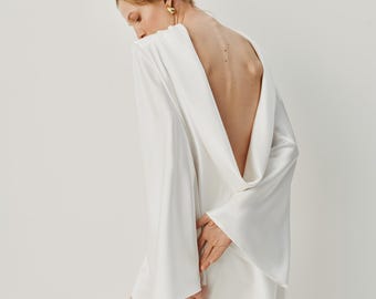 Elegant White Satin Mini Dress – Backless Long Sleeve Evening Gown, Turtleneck Formal Milky Dress, Perfect for Wedding, Party or Anniversary