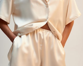 Bridal Satin Shorts with Pockets, Elegant Wedding Morning Wear for Bride