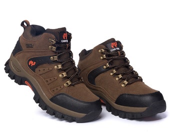 High-top Padded Hiking Boots