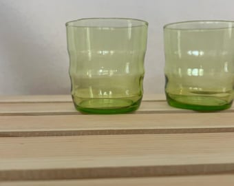 2 bicchieri da succo vintage verdi