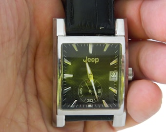 Reloj Jeep Square Case para hombre, esfera negra, detalles verdes, estilo retro