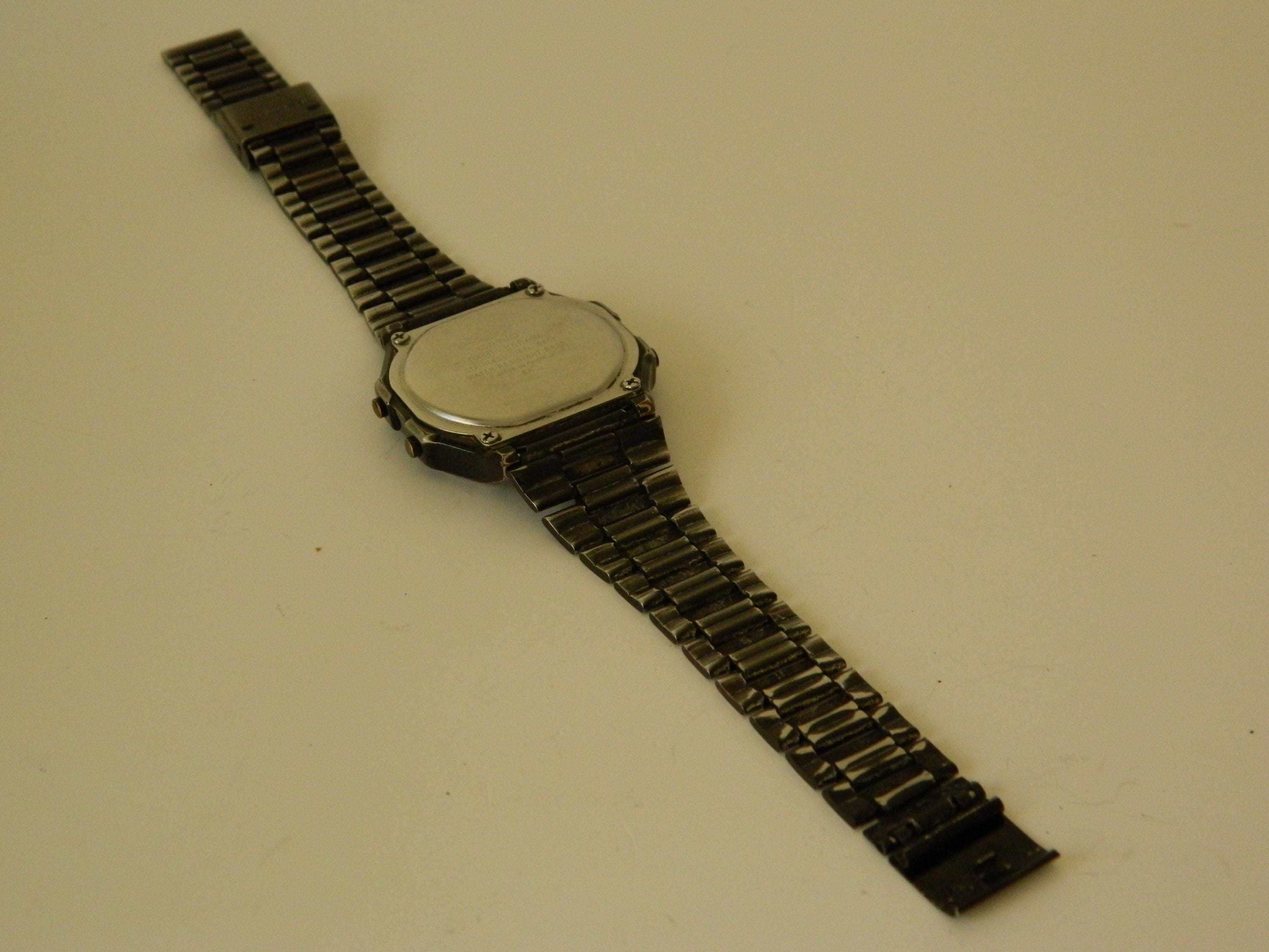 Rare Vinage 1980 's Casio B-660W Illuminator Watch | Water