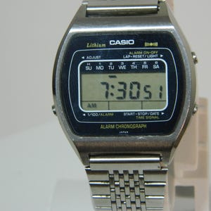 Rare Vintage Casio   81Qs -35 -Alarm Chronograph Watch Japan  1980-digital watch casio-vintage casio-