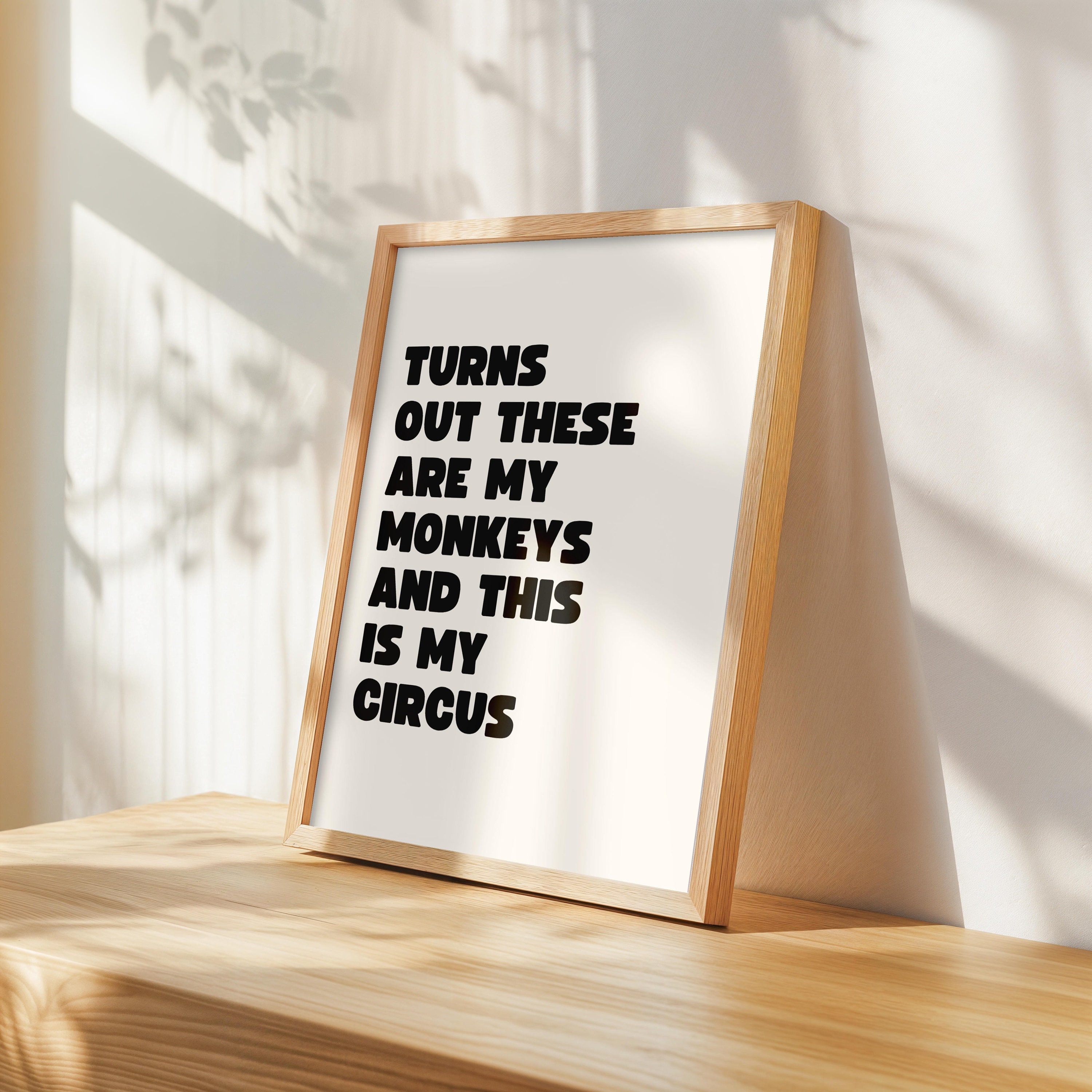 Es stellt sich heraus, dass dies meine Affen sind und dies ist mein ... Es stellt sich heraus, dass dies meine Affen sind und dies ist mein ...