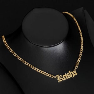 Custom Oud Engels Naam Ketting Mannen Vrouwen Gepersonaliseerde Brief Goud Custom Kettingen Cubaanse Ketting Sieraden Gift afbeelding 4