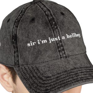 Bestickt Just a Bellboy Vintage Baseballkappe | Beheizter Rivalität inspirierter verblasster Hut