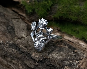 Handmade Sterling Silver Magnolia Heart Ring: Floral Jewelry