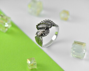 Sterling Silver Flower Ring: Handmade Dioneus Design