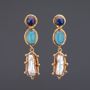 dreistufige barocke Perlenohrringe mit Lapislazuli und Peru-Chalcedon, gemischte Stein- und Geometrieohrringe, Juni-Geburtsohrringe