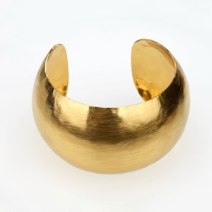 Wide domed brass cuff bracelet,everyday brass cuff; size: 6&quot; 1/4 to 6&quot; 3/4