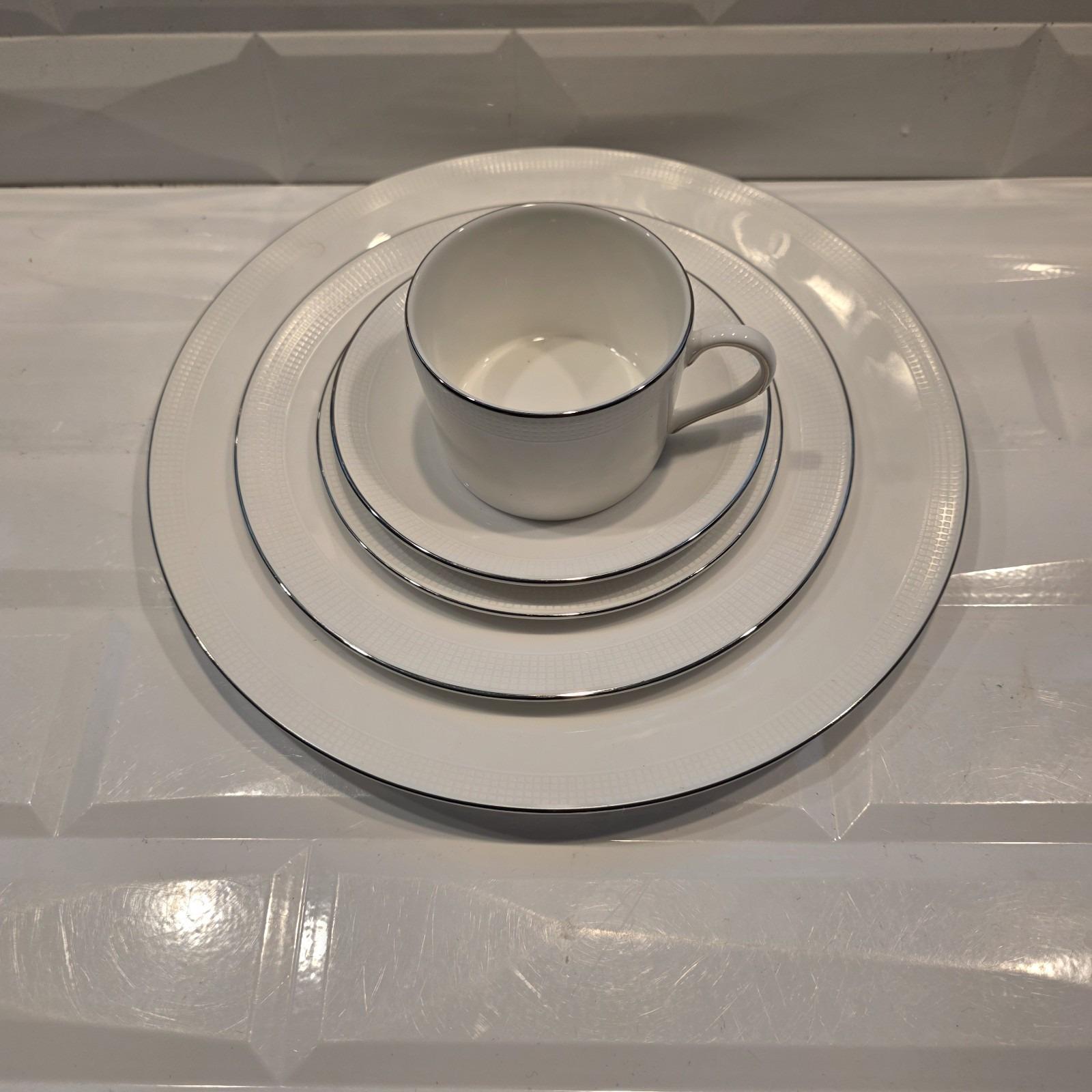 Vera Wang Blanc Sur Blanc - Etsy