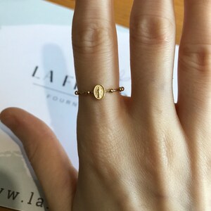 Verstelbare 18 karaat gouden ring met 6 mm blanco 18 karaat massief goud, ambachtelijke sieraden, minimalistische sieraden, minimale sieraden, damesring afbeelding 3