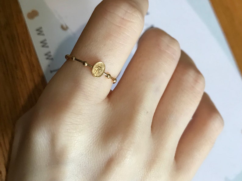 Verstelbare 18 karaat gouden ring met 6 mm blanco 18 karaat massief goud, ambachtelijke sieraden, minimalistische sieraden, minimale sieraden, damesring afbeelding 4