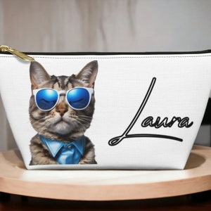 Personalized Cat Makeup Bag, Custom Cosmetic Bag for Cat Lovers, Makeup Organizer, Toiletry Bag for Women, Cute Travel Pouch with Zipper