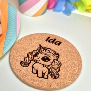 Einhorn Lasergravur Kindergeburtstag personalisierbarer Korkuntersetzer, Personalisierte Korkuntersetzer, Gastgeschenk