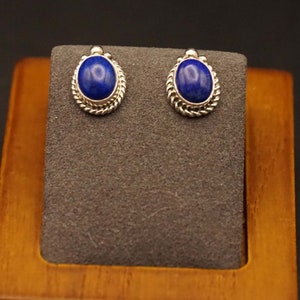 Sterling silver earrings oval with rope edge and dark blue stone