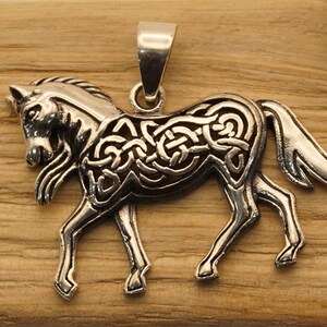 Sterling Silver Celtic Horse Pendant - Etsy